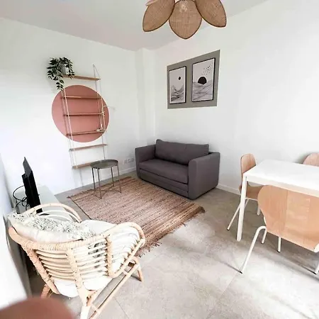Apartment L'evasion Bleue, Clamart, Paris Clamart