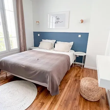 L'evasion Bleue, Clamart, Paris Apartment Clamart